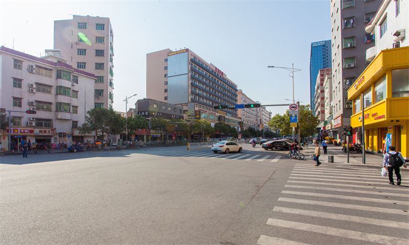 华盛辉综合楼05